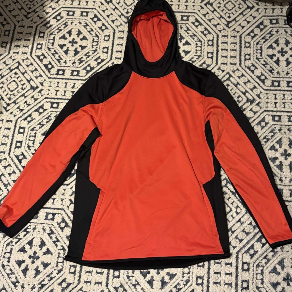 Two-tone Under Armour Cold Gear Reactor Hoodie